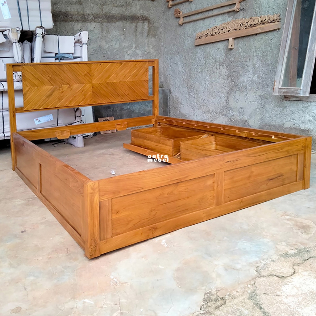 Dipan Kasur 160x200 Minimalis Laci Samping Bahan Kayu Jati Headboard Unik