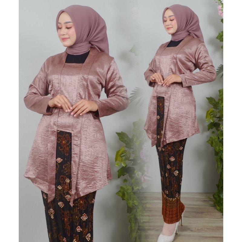 stelan kebaya kutubaru Malini PB / kebaya modern / kebaya Kartini / kebaya terbaru