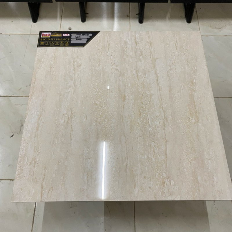 GRANIT 60x60 belusa ivory ikad