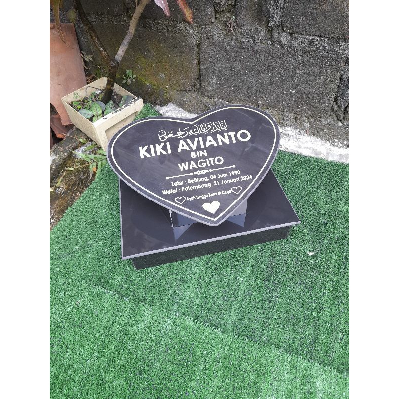 BATU NISAN MODEL LOVE 20x30/BATU NISAN MODEL BUKU/BATU NISAN MODEL TOGA /JAHUL NISAN MAKAM GRANIT FU