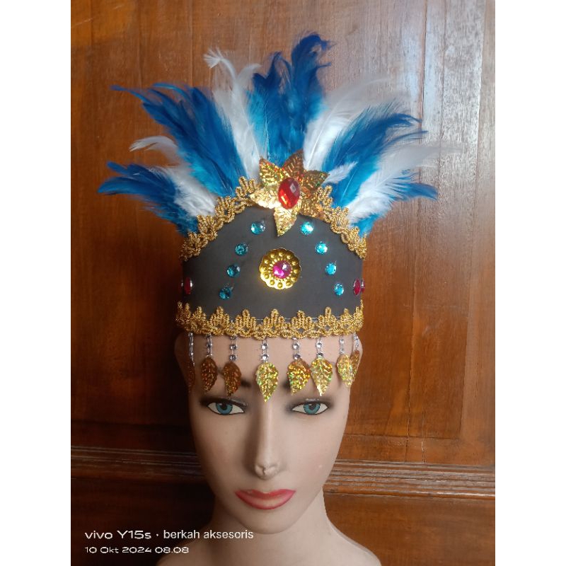 mahkota tarian Dayak bulu biru putih