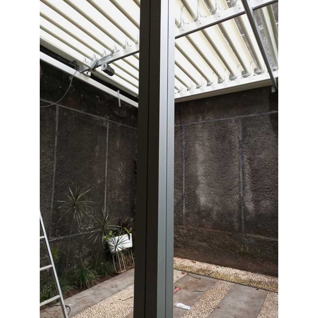 Custom  Atap Buka Tutup / Kanopi Manual Otomatis / Kanopi Aluminium Buka Tutup Roovree Custom