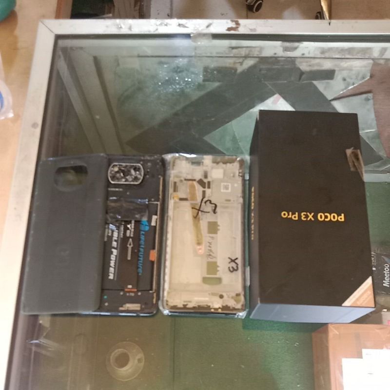 poco x3 pro ram 8/256