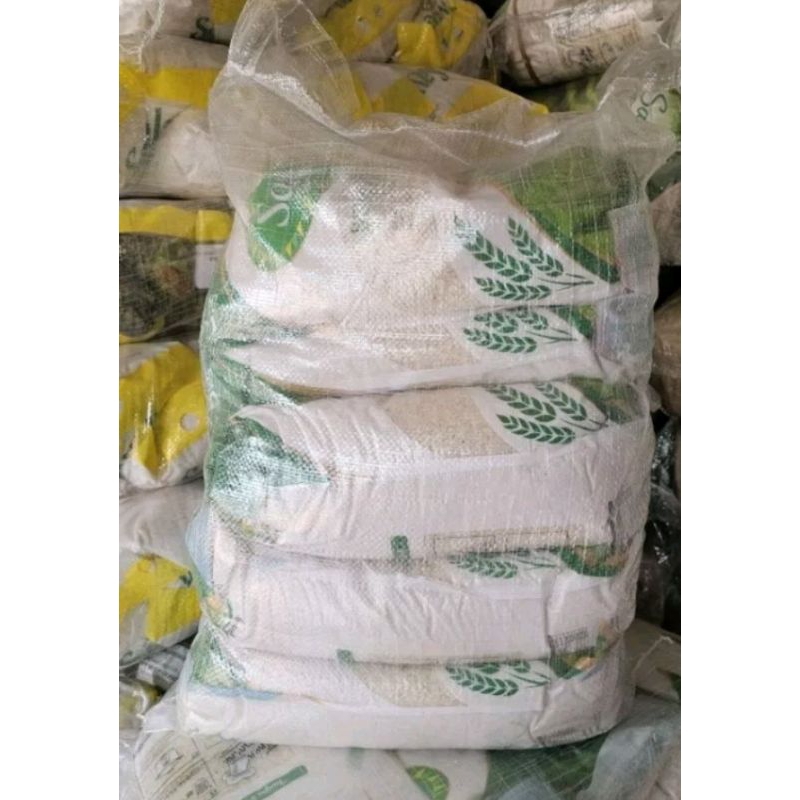 

beras sania 5kg /1 sak isi 5 pack