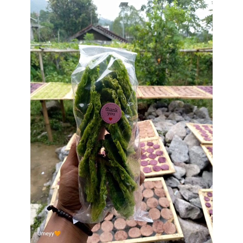 

kerupuk cimi mentah khas garut