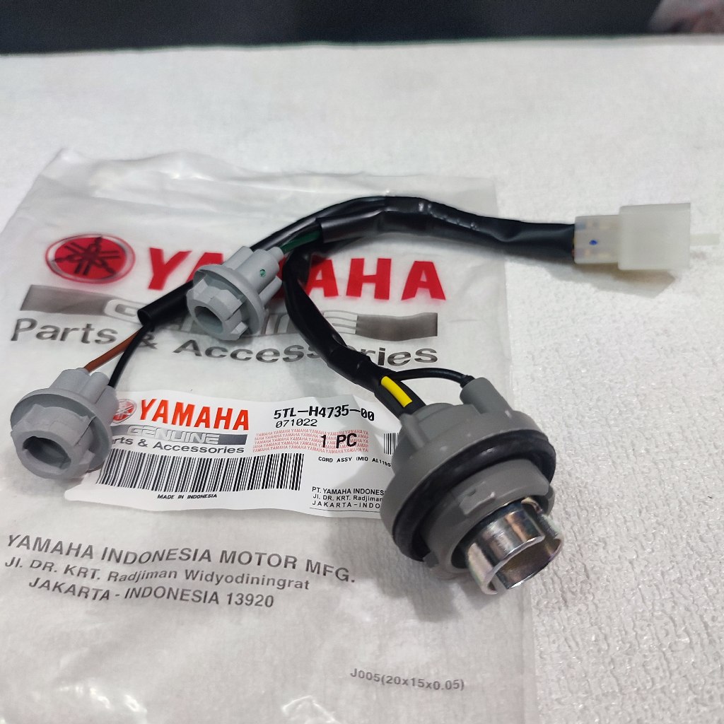 SOKET LAMPU REM SOCKET LAMPU BELAKANG MIO SOKET LAMPU ORIGINAL YAMAHA