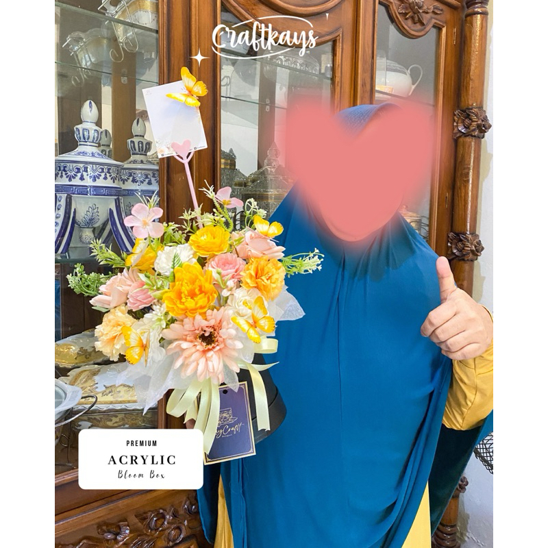 

bloom box | Hadiah wisuda| Hadiah Unik