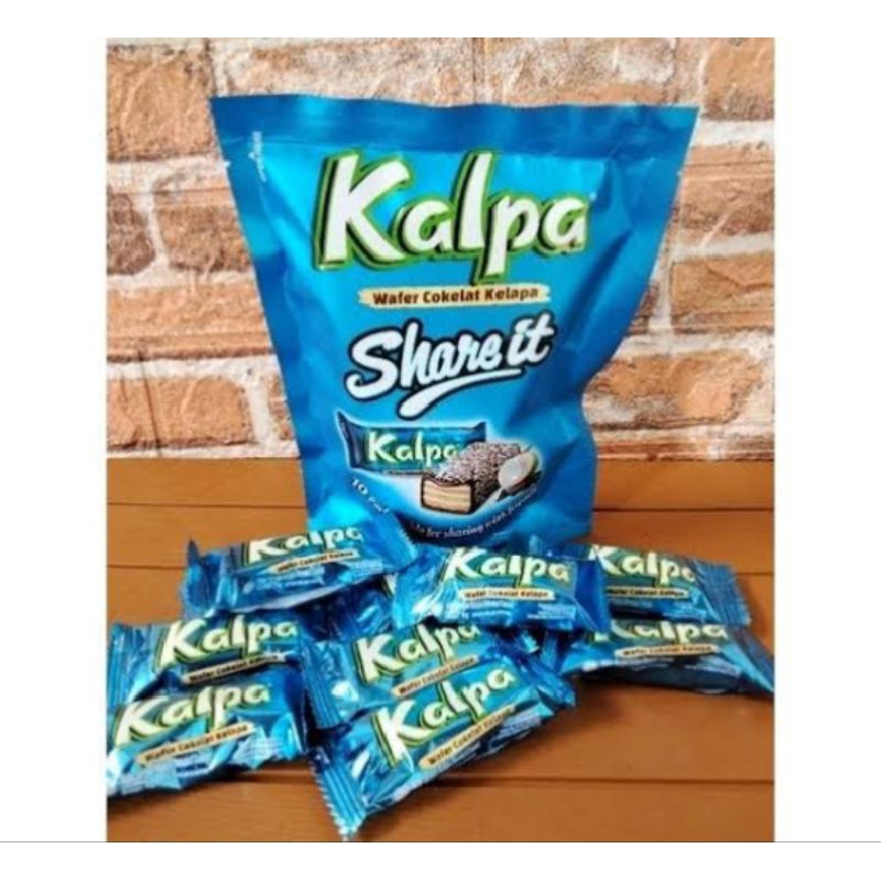 

Kalpa share it wafer coklat kelapa 10*9gr