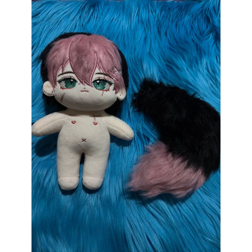 Non Attribute 2 20cm Doll