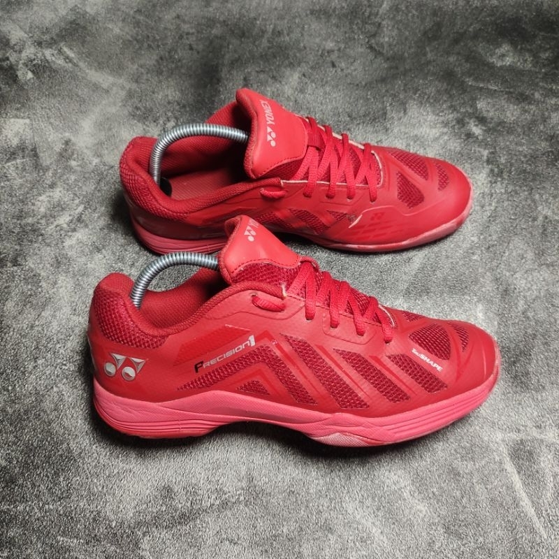 Yonex Precision 1