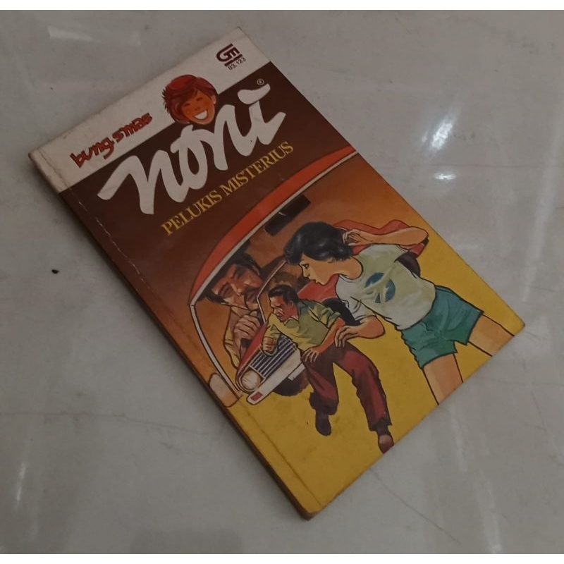 Novel Remaja Noni Pelukis Misterius, karya Bung Smas