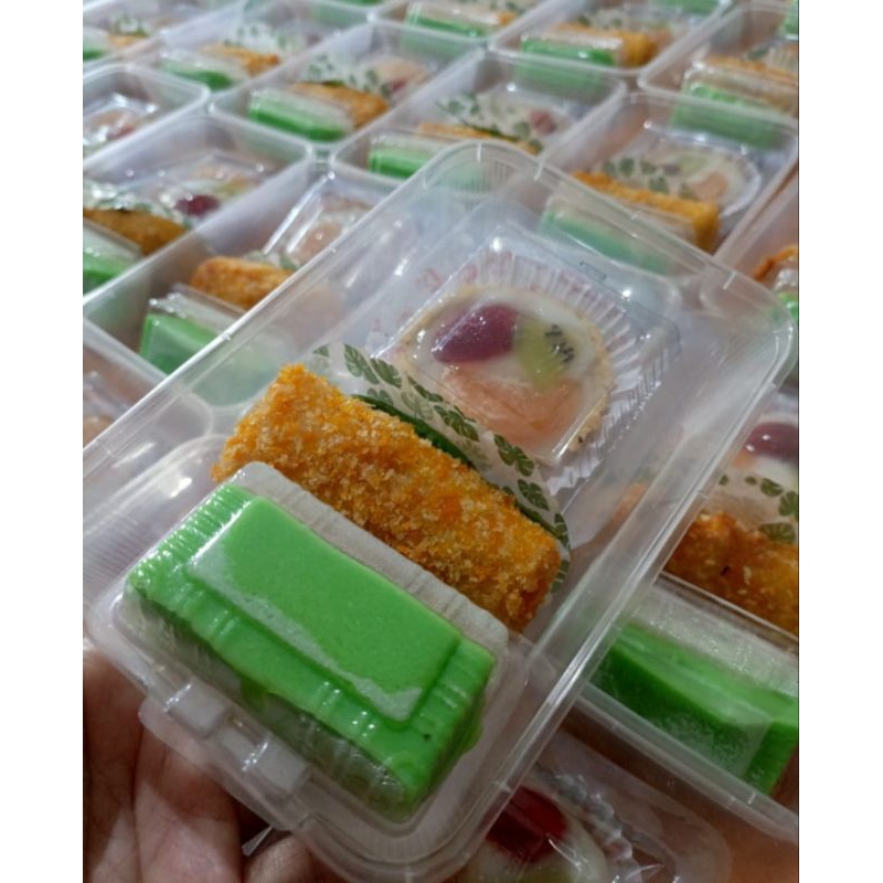 

Snack box 3 kue