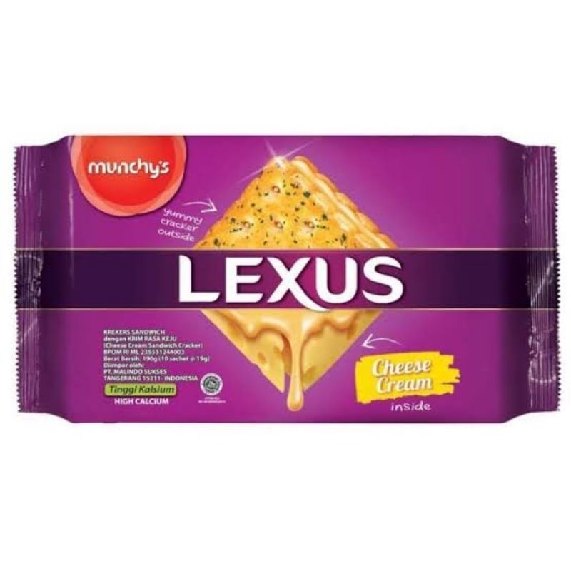 

KCH2S - Munchys Lexus Cheese Cream Sandwich Crackers