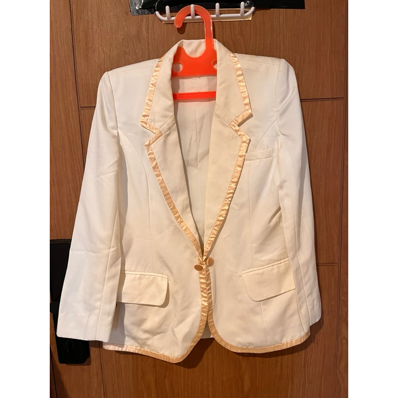 Jas Dokter Sneli Blazer Perempuan Lengan Panjang Preloved