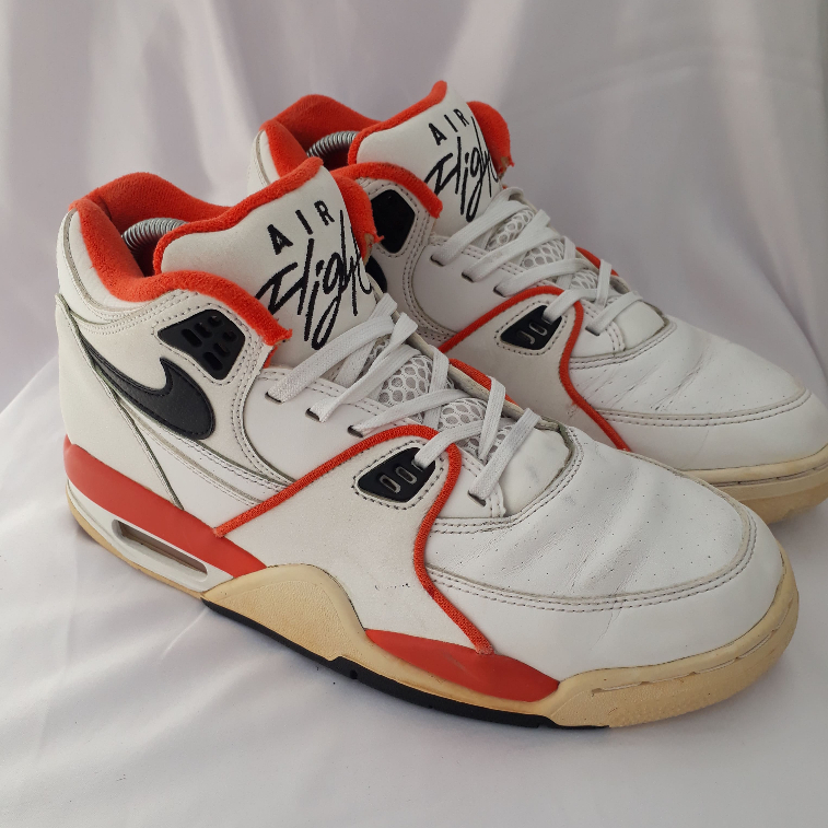 Sepatu Pria Second Branded Olahraga Basket Nike Air Flight 89 High Putih White Orange