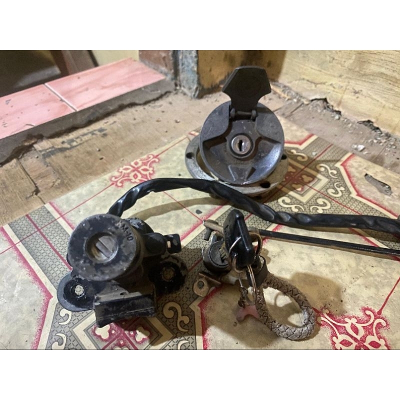 Kunci Set Ninja 250 Fi old