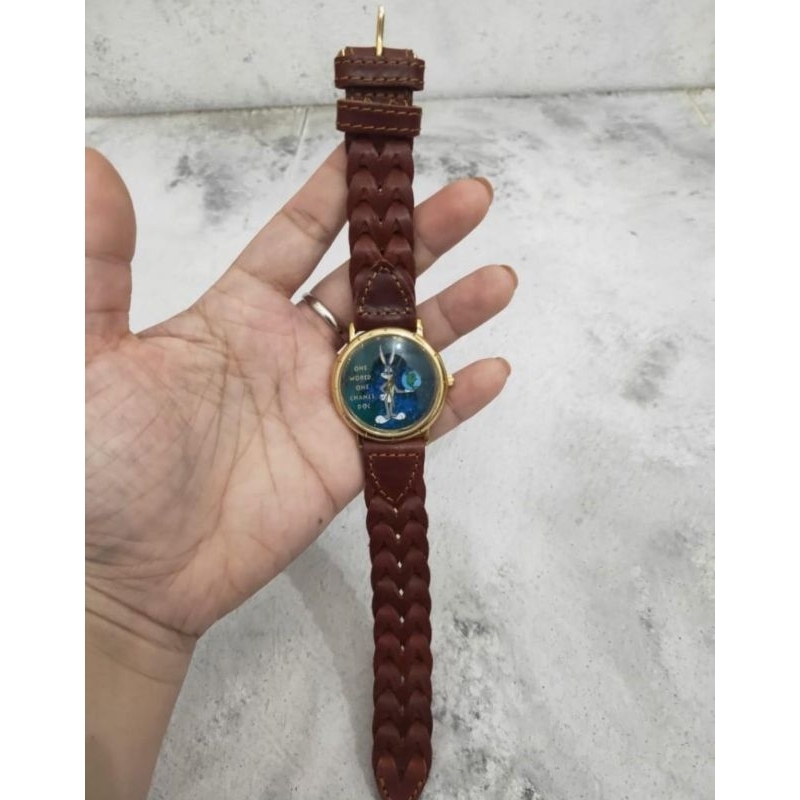 jam tangan bugs bunny vintage