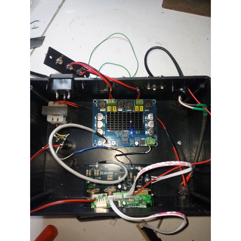 Box Amplifier Mp3 Bluetooth, Fm Radio, Aux, Karaoke