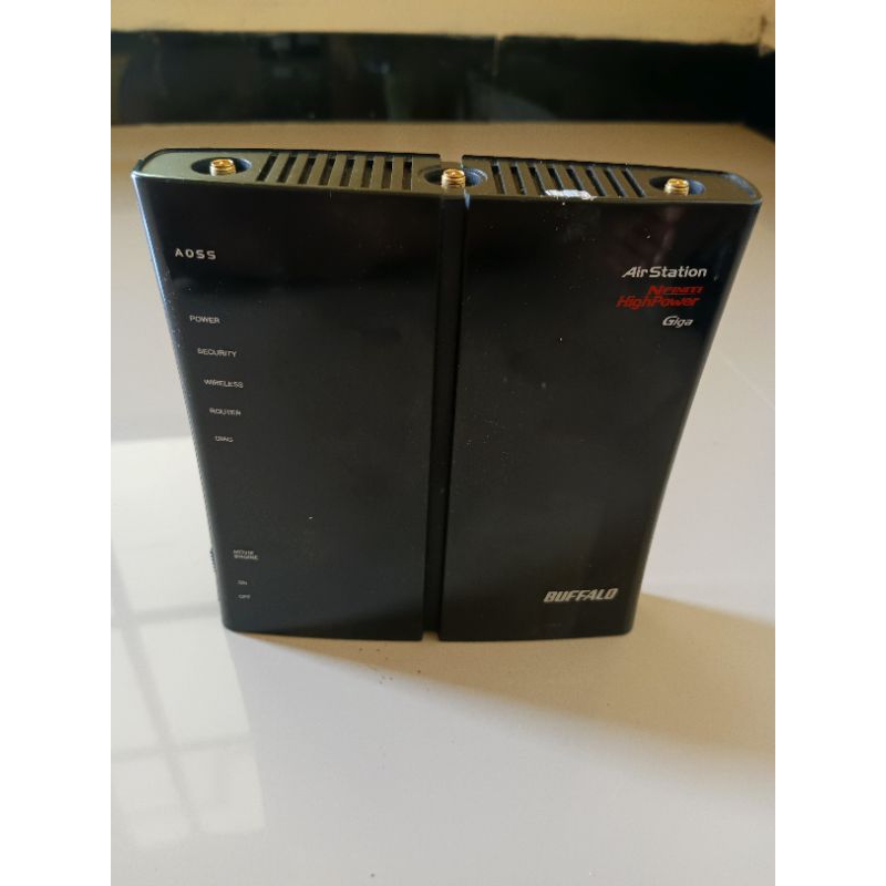 Router Buffalo AirStasion WZR-HP-G450H Highpower Gigabit no adaptor