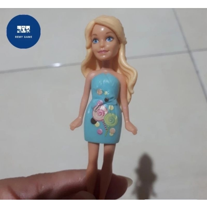figure barbie original