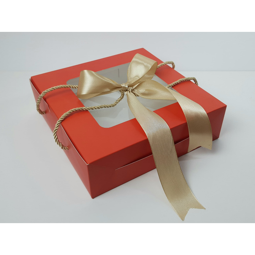 

Gift Box Dengan Mika UK 24x24x7cm