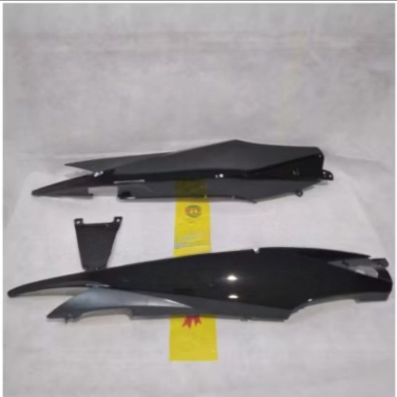 Kap Body / Cover Body + Cover Stop Yamaha Jupiter Mx Old (2005-2010) Hitam Merk Win