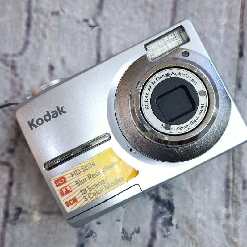 Kamera Digital Kodak EasyShare C913 Mulus