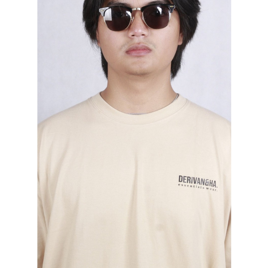 Oversize Tee Derivan & Ha | Khaki | Essentials Wear