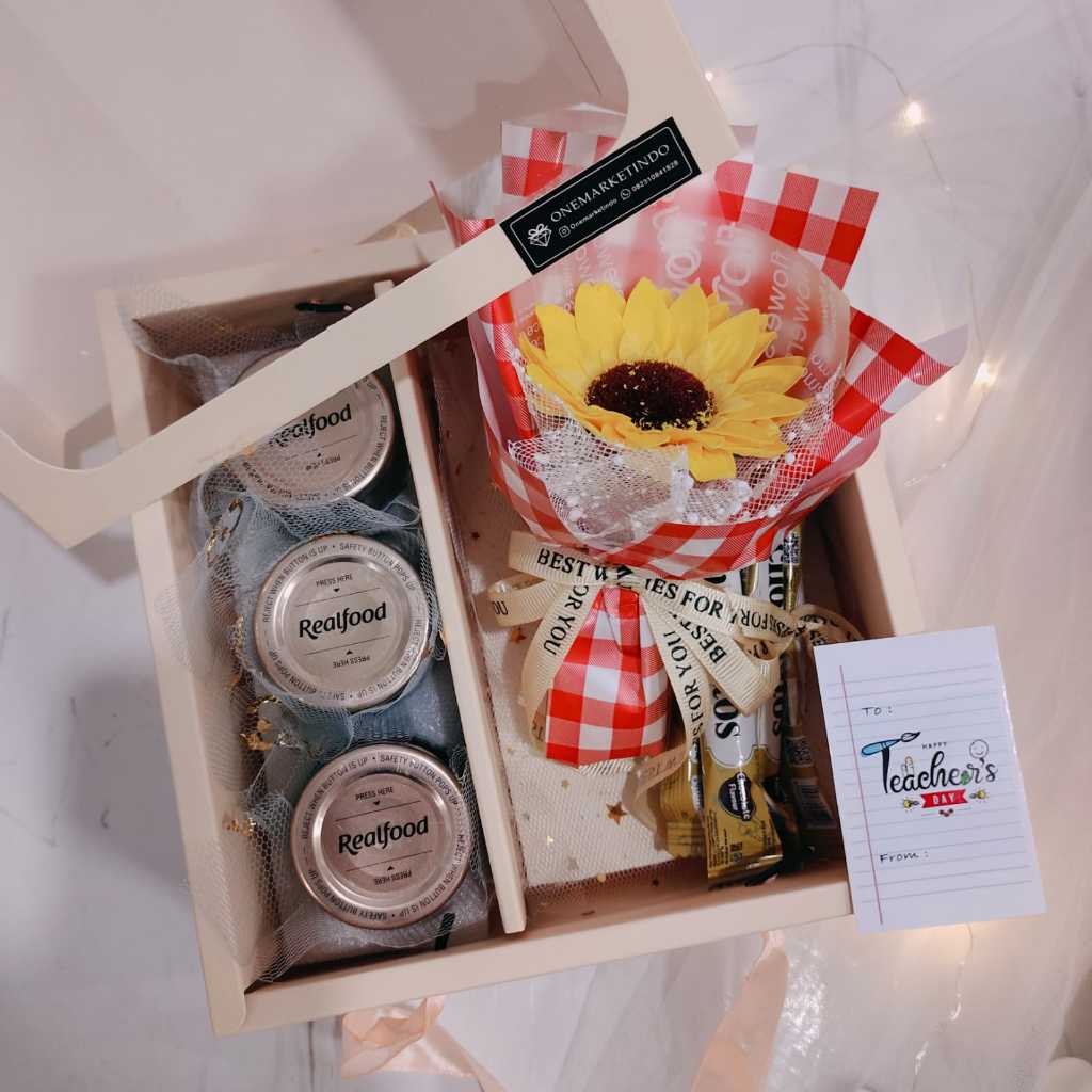 

Kado Hari Guru Realfood- Teacher Gift - Kado Bunga Minuman Sehat GB002