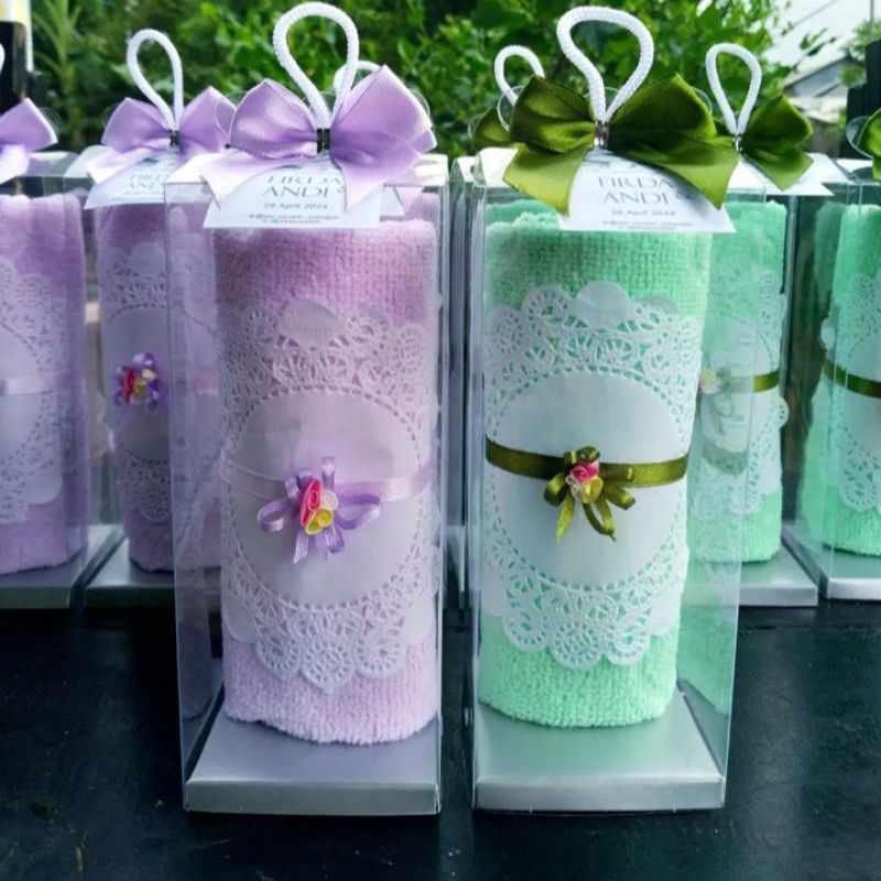 Souvenir Handuk Uk 30x30/Souvenir pernikahan/souvenir balen bayi/souvenir lahiran/Free kemas Mika/Fr