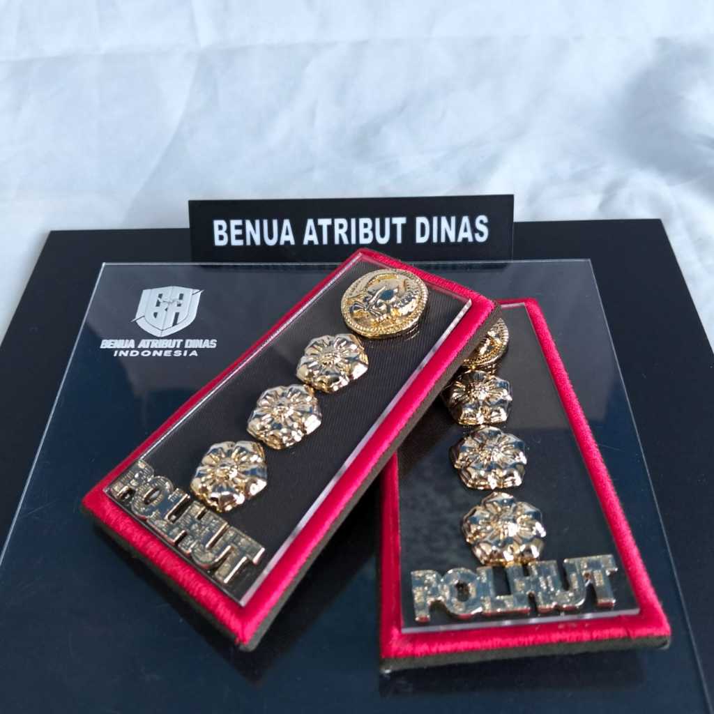 TANDA PANGKAT PDH POLHUT/POLISI HUTAN 4B KAIN AKRILIK LIS MERAH