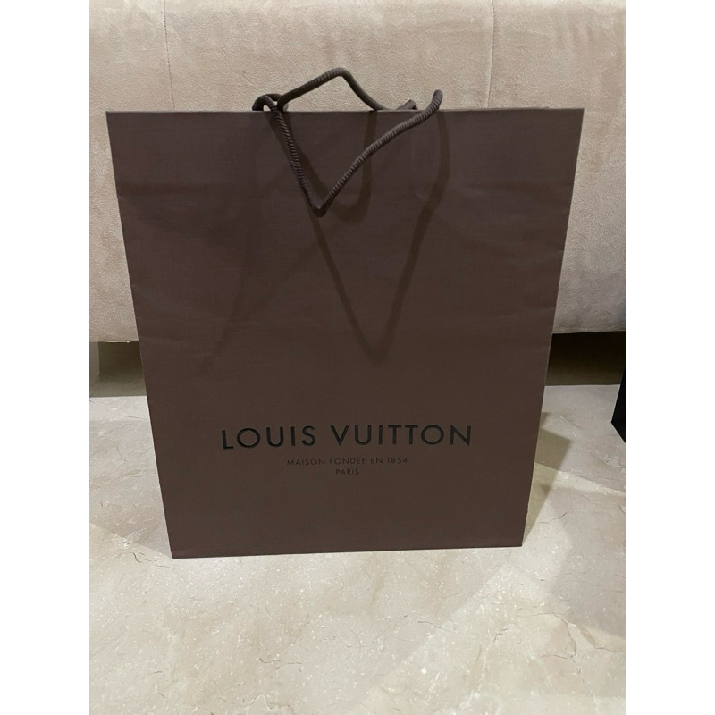 

Kantongan PaperBag LV