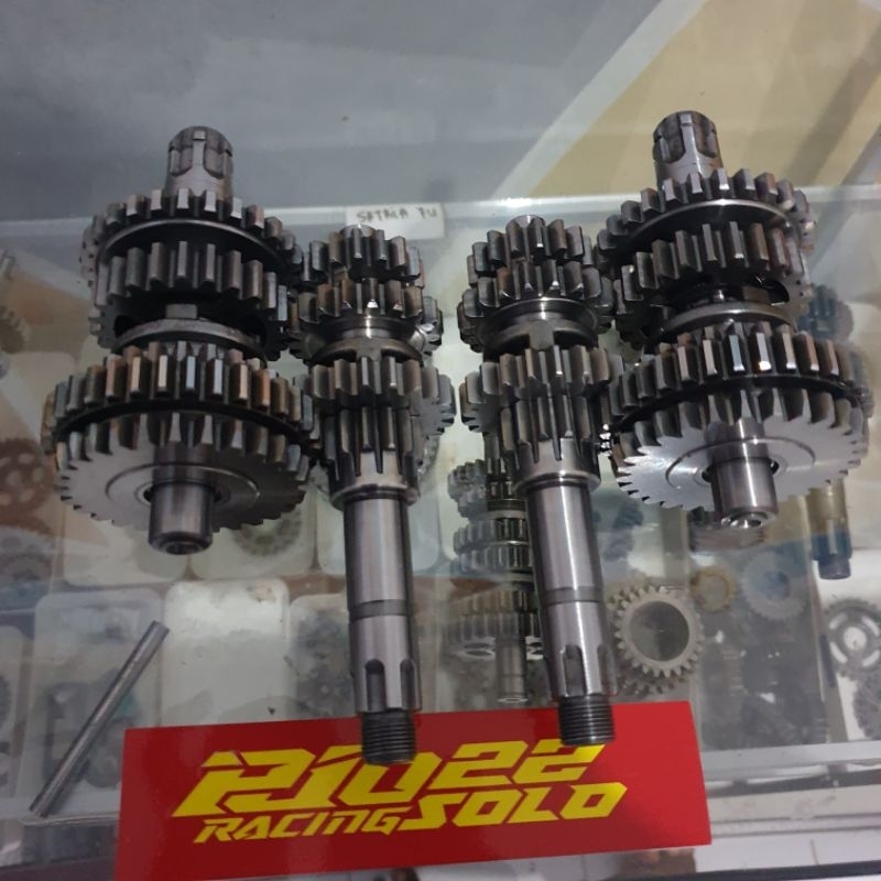 rasio racing fiz r 1.14/35 2.17/28 3.19/24 4.21/23 PNP bergaransi..