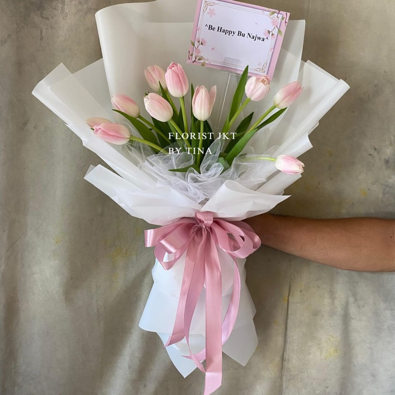 Buket bunga tulip segar / hand bouquet bunga tulip
