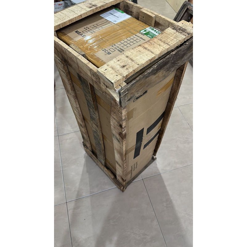 

packing kayu untuk keamanan