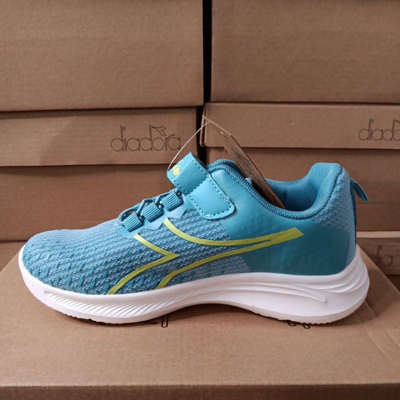 DIADORA KLARA JR UNISEX RUNNING SHOES