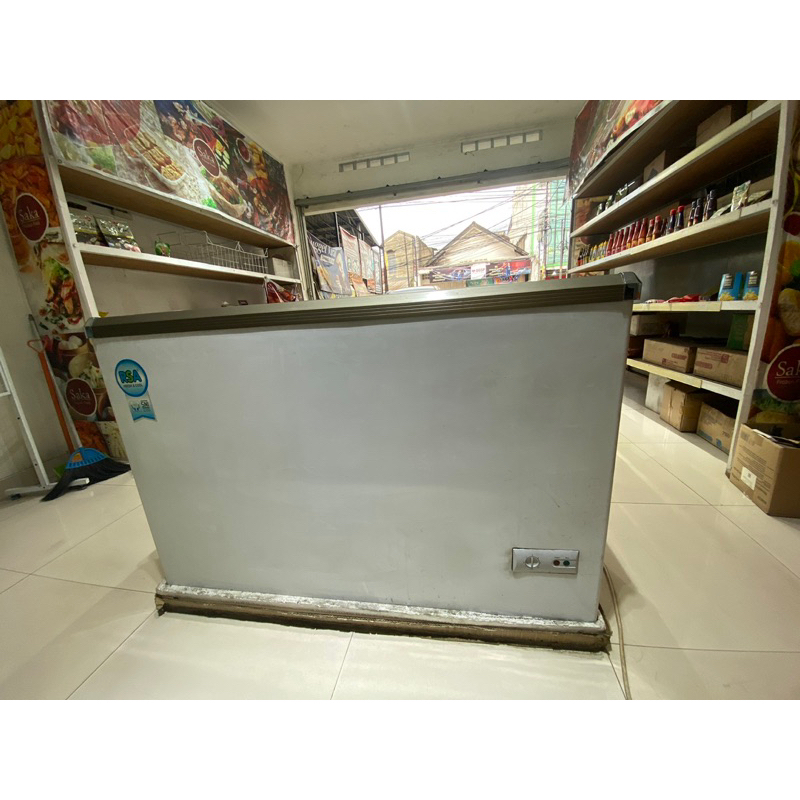 Freezer Second Kaca Geser RSA 320 / Freezer Preloved / Freezer Bekas / Freezer Seken / Chiller Bekas