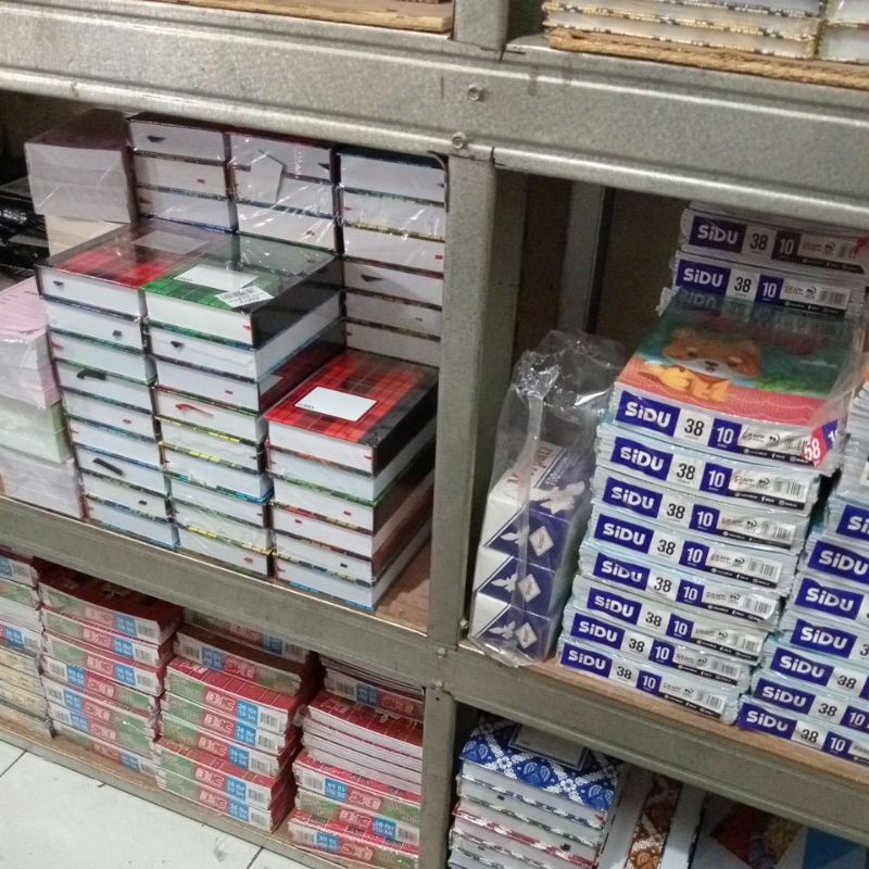 

1 Pak Buku Tulis Sidu 38 Lembar