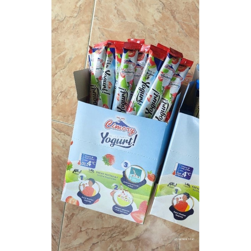 

cimory stick strawberry