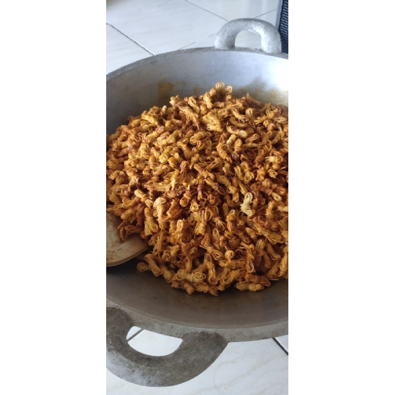 

kemasan ekonomis mie uwel mie gulung isi 25