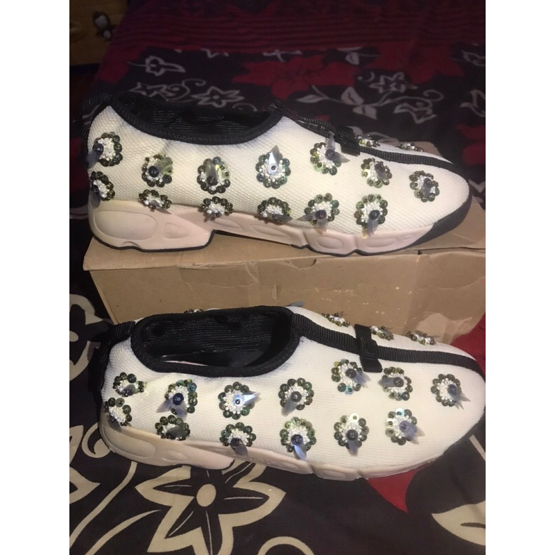 SEPATU DIOR PRELOVED BALL