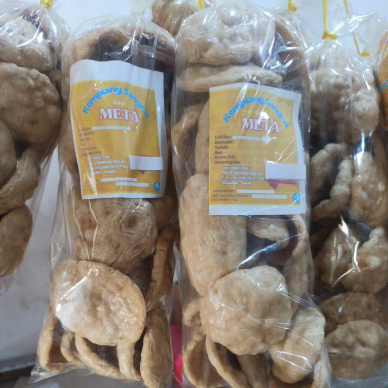 

kemplang goreng pasir merk meta 175gr (13.000)