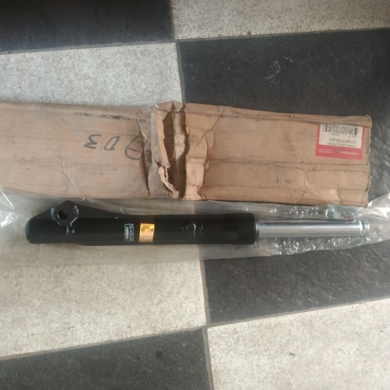 shock depan Assy Vario karbu Honda beat karbu gen 2 original kanan