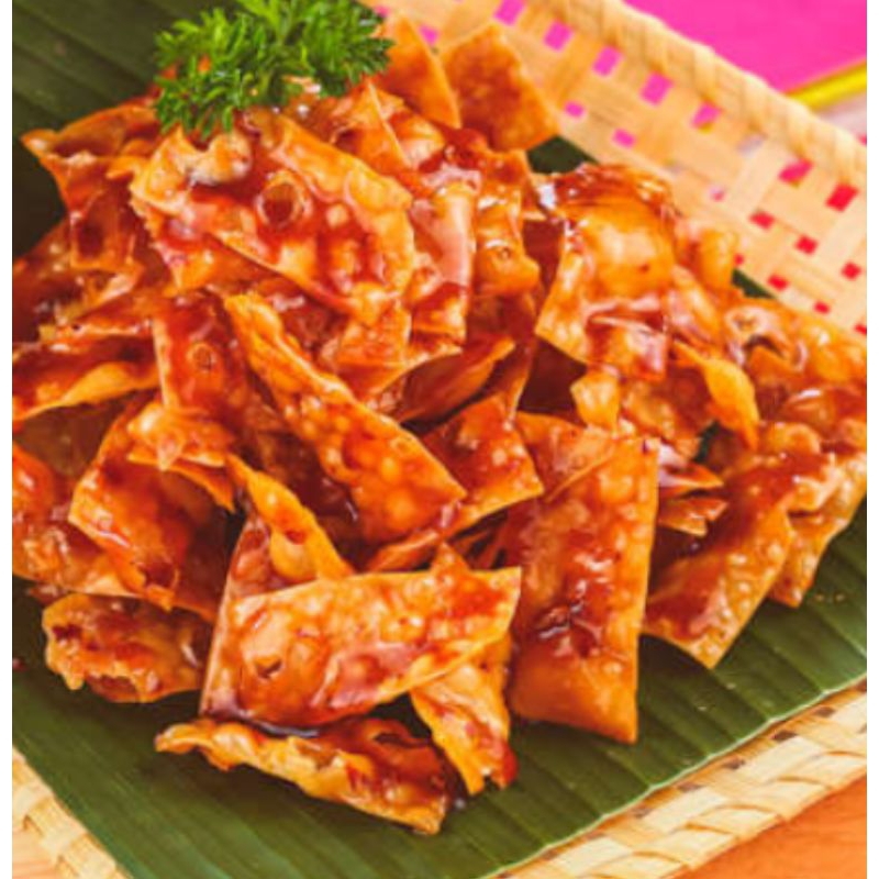 

keripik pangsit misdaseum saus bangkok