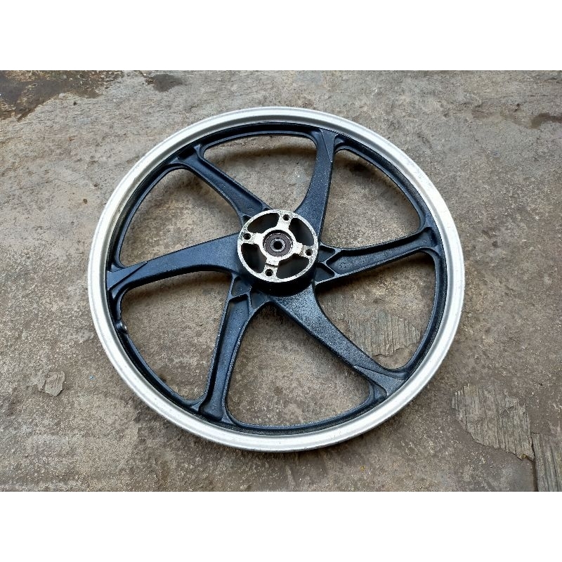 Pelk Pelek Velk Velek Veleg Alumunium Aloy Alloy Depan Front JF Bintang Palang 6 Jupiter Mocin Model