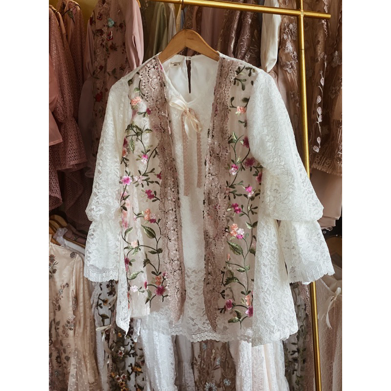 PL Kebaya Kondangan Wisuda Lamaran Beachylooks