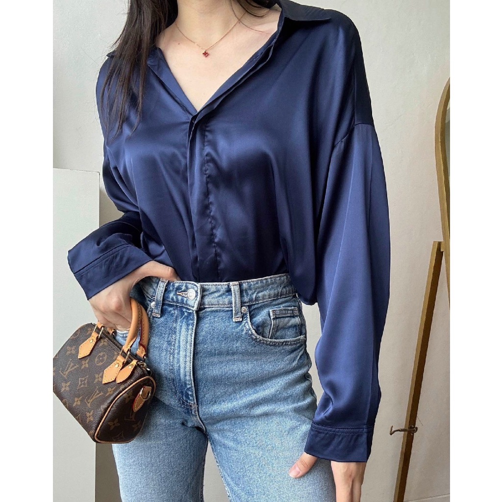Jolie Top/ Oversized Satin Shirt/ Kemeja Satin Wanita
