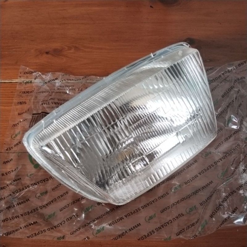 Reflektor Lampu Depan Yamaha Force 1 Crypton