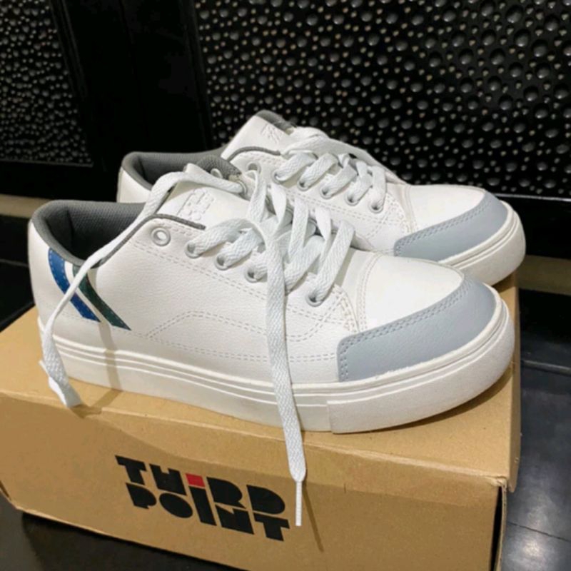 Sepatu TOMKINS 3RD Edition Barry Size 39 24,5cm