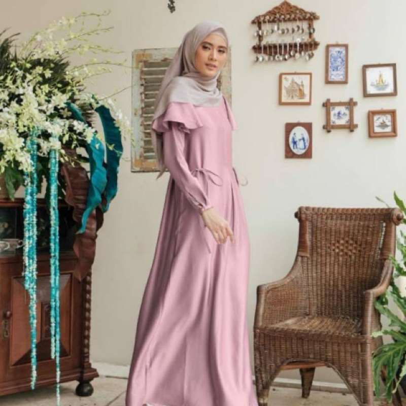 Preloved rinjani plain dress wearing klamby sz S